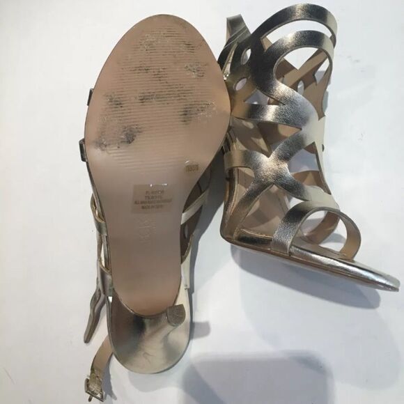 BCBG Paris Gold “Faythe” Heels size 7.5 - Picture 5 of 13